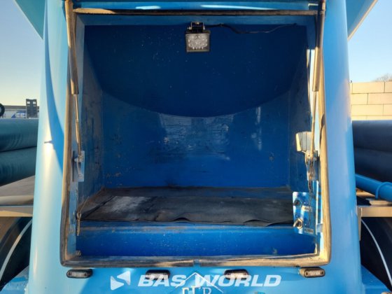 Feldbinder EUT 40.3 粉末罐半挂车