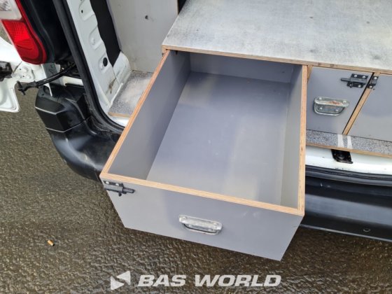 シトロエン ベルリンゴ 110PK クローズドボックスバン