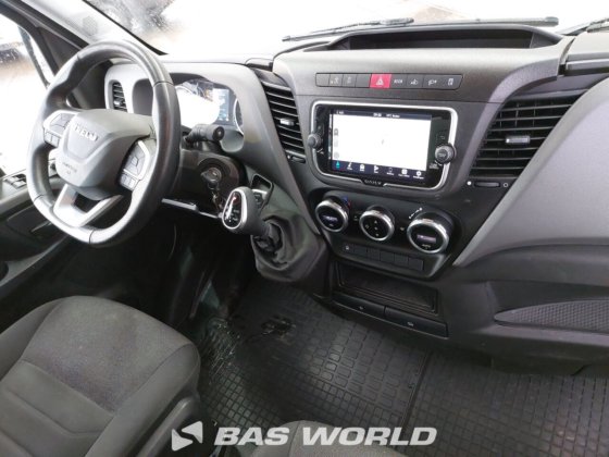 イヴェコ・デイリー 35S18 冷蔵車