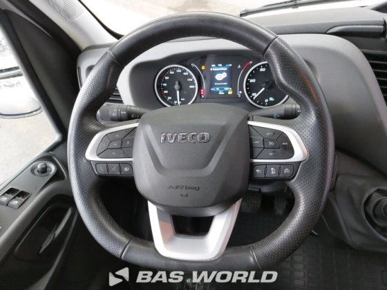 イヴェコ・デイリー 35S18 冷蔵車