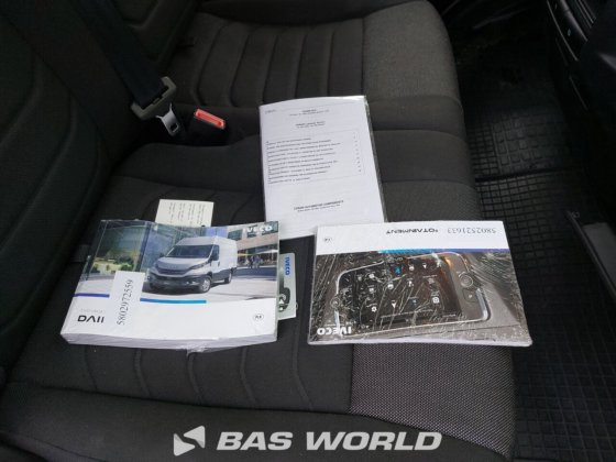 イヴェコ・デイリー 35S18 冷蔵車