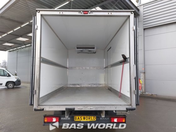 イヴェコ・デイリー 35S18 冷蔵車