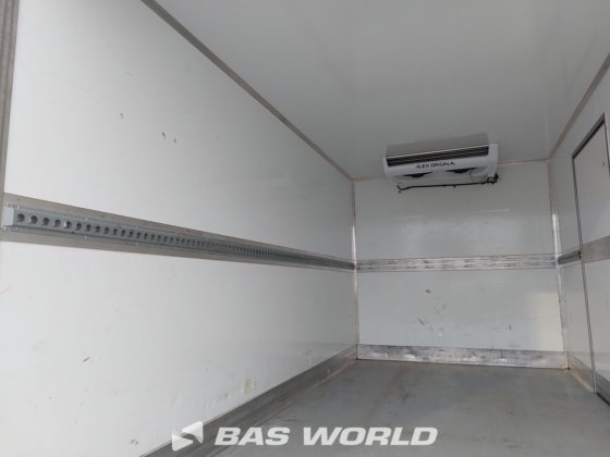 イヴェコ・デイリー 35S18 冷蔵車