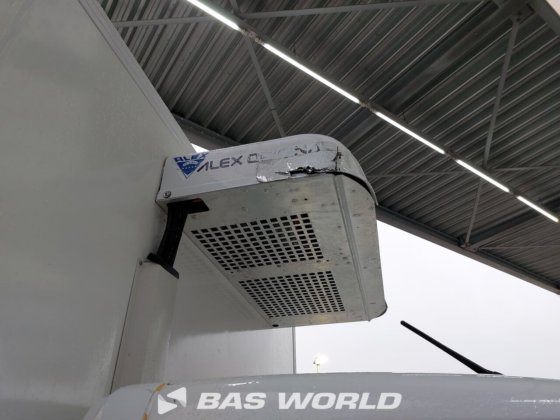 イヴェコ・デイリー 35S18 冷蔵車