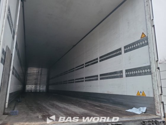 施密茨封闭箱式半拖车