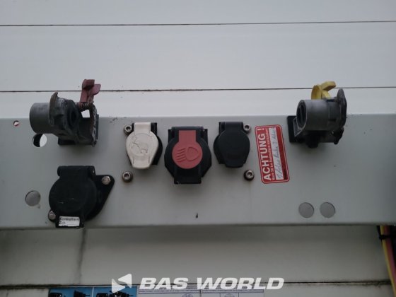 施密茨封闭箱式半拖车