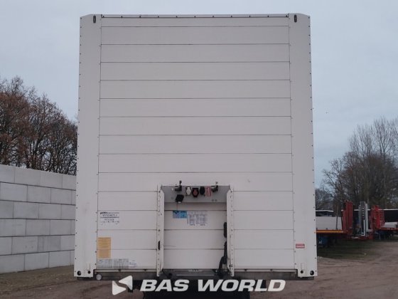 施密茨封闭箱式半拖车