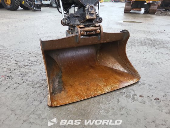 沃尔沃 EWR150 E 轮式挖掘机