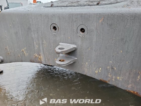 沃尔沃 EWR150 E 轮式挖掘机