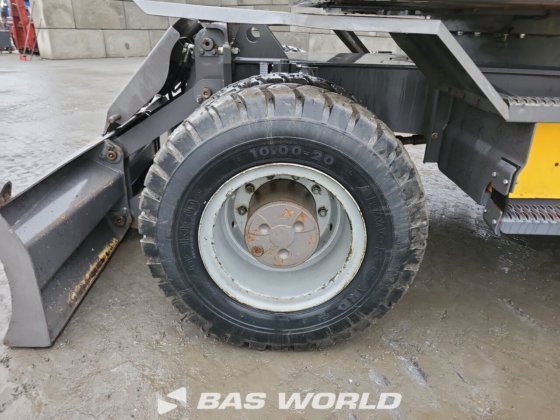 沃尔沃 EWR150 E 轮式挖掘机