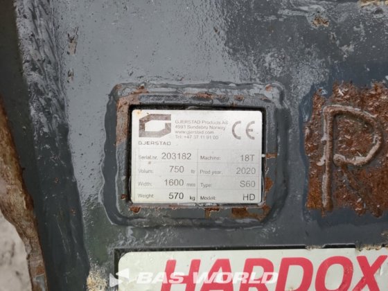 沃尔沃 EWR150 E 轮式挖掘机