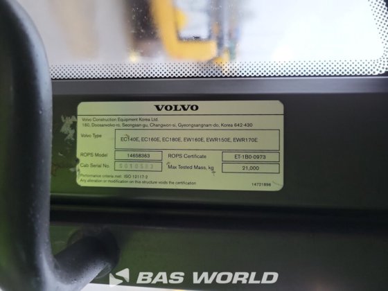 沃尔沃 EWR150 E 轮式挖掘机