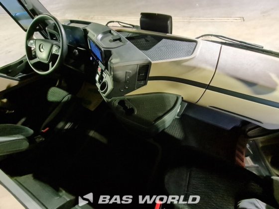 メルセデス アクトロス 1945 4X2 トラクターユニット