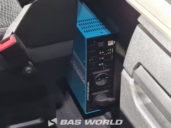梅赛德斯 Actros 1945 4X2 拖拉机组