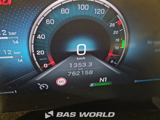 メルセデス アクトロス 1945 4X2 トラクターユニット