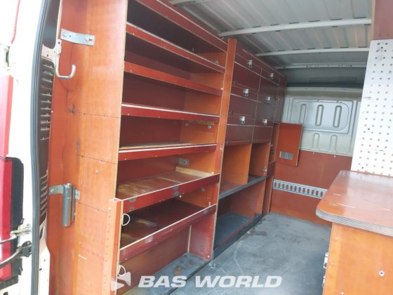 标致Boxer 130pk封闭式货车