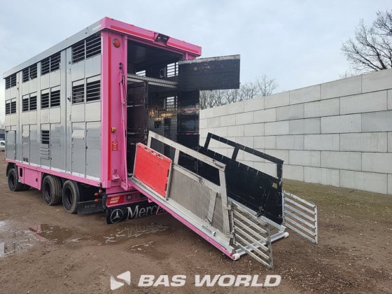 Fiege Tec 家畜輸送