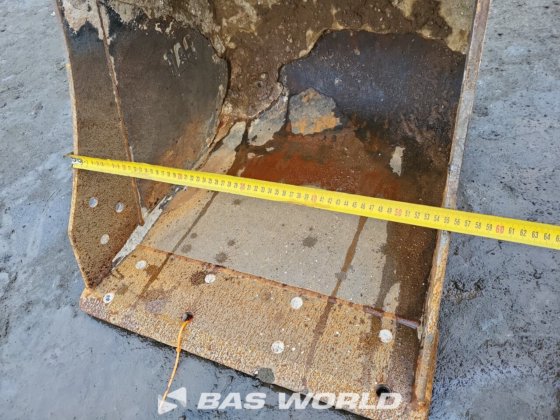 キャタピラー 305 E2 ミニショベル <10t