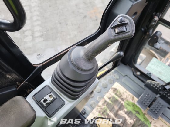 キャタピラー 305 E2 ミニショベル <10t