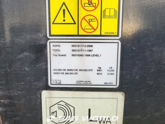 キャタピラー 305 E2 ミニショベル <10t