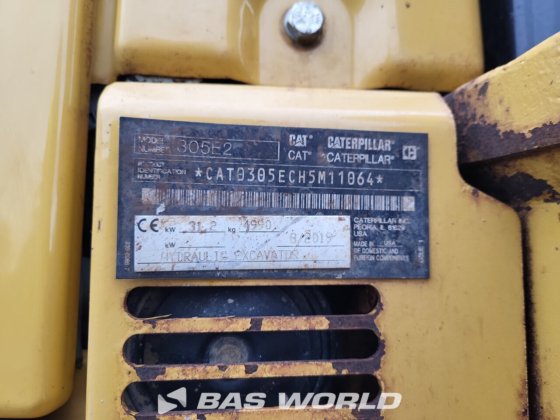キャタピラー 305 E2 ミニショベル <10t