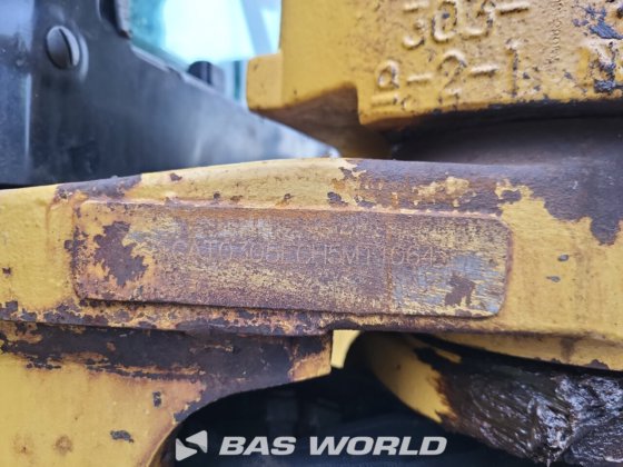 キャタピラー 305 E2 ミニショベル <10t