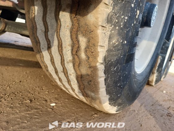 Feldbinder 料仓半拖车