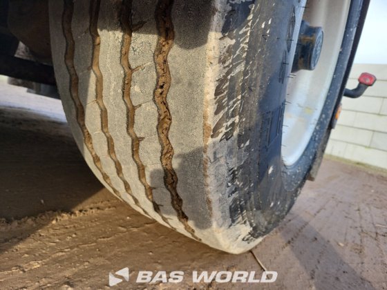 Feldbinder 料仓半拖车