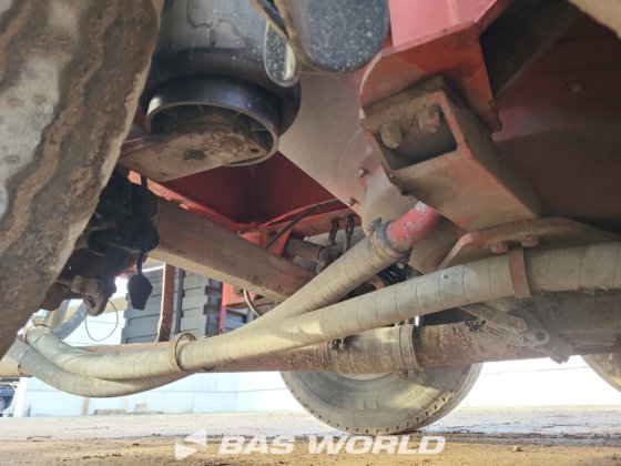 Feldbinder 料仓半拖车