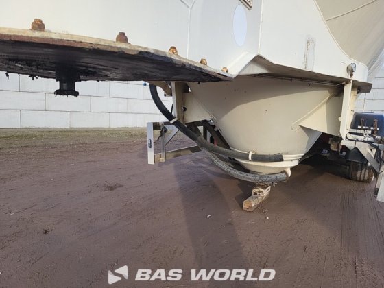 フェルトベンダーサイロセミトレーラー