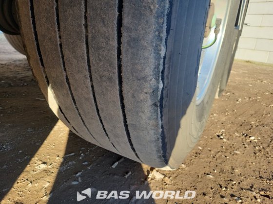 バンフールタンク・セミトレーラー