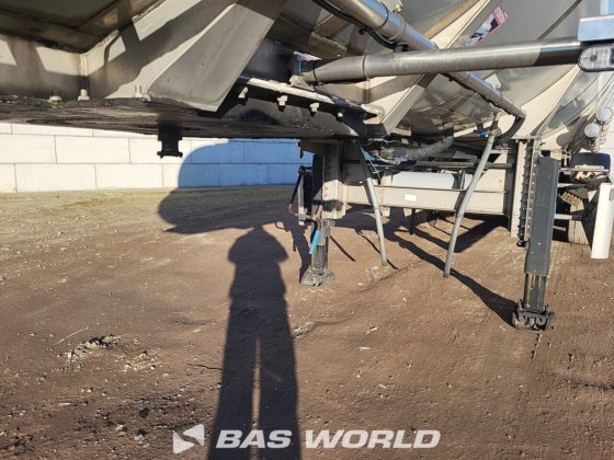 Van Hool 罐式半拖车