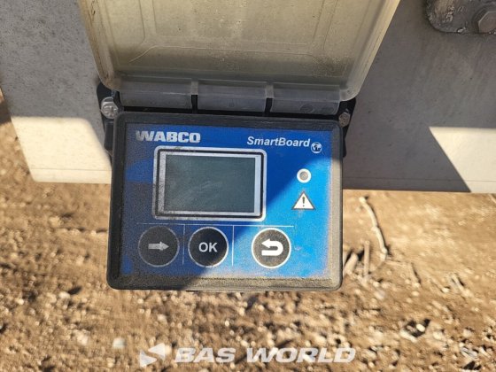 バンフールタンク・セミトレーラー