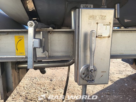 Van Hool 罐式半拖车