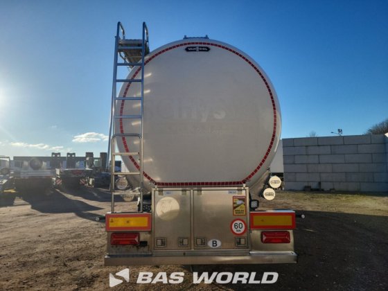 バンフールタンク・セミトレーラー