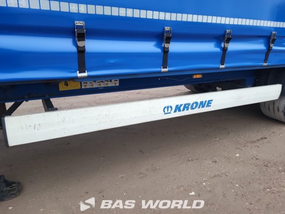 クローネカーテンサイドセミトレーラー