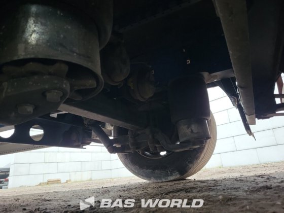 Krone 帘式半挂车