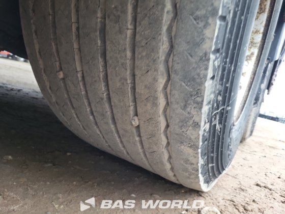 Krone 帘式半挂车