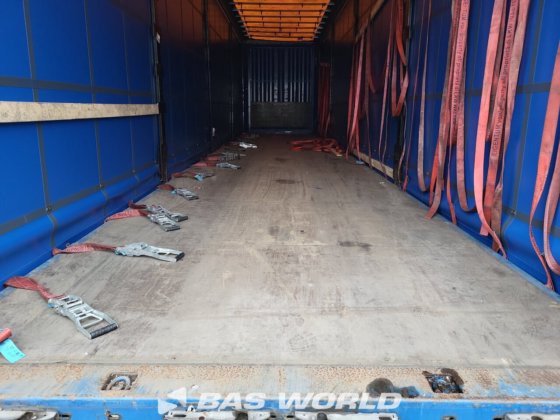 Krone 帘式半挂车