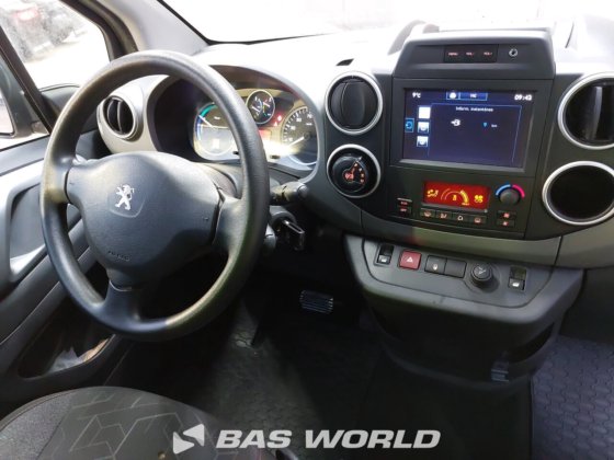 プジョー クローズドボックスバン