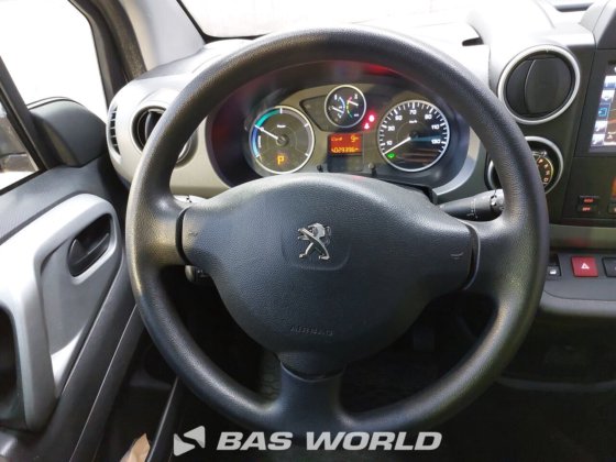 プジョー クローズドボックスバン