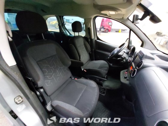 プジョー クローズドボックスバン