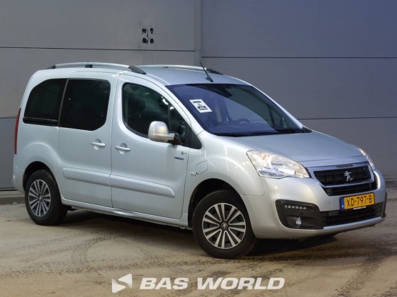 プジョー クローズドボックスバン