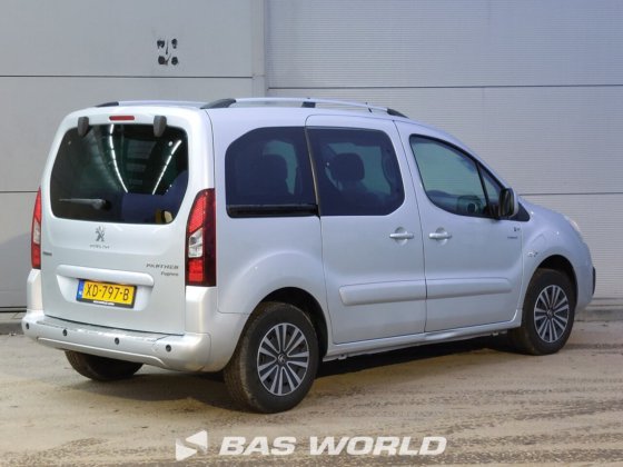 プジョー クローズドボックスバン