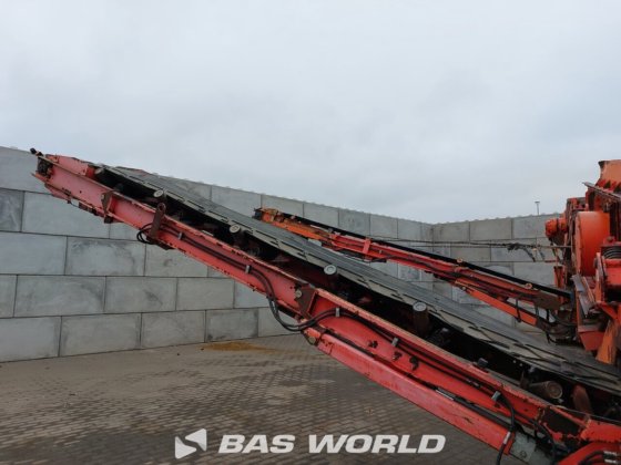 特雷克斯·芬莱 883 破碎机