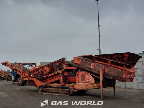 特雷克斯·芬莱 883 破碎机