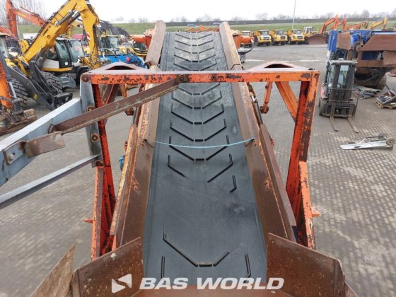 特雷克斯·芬莱 883 破碎机