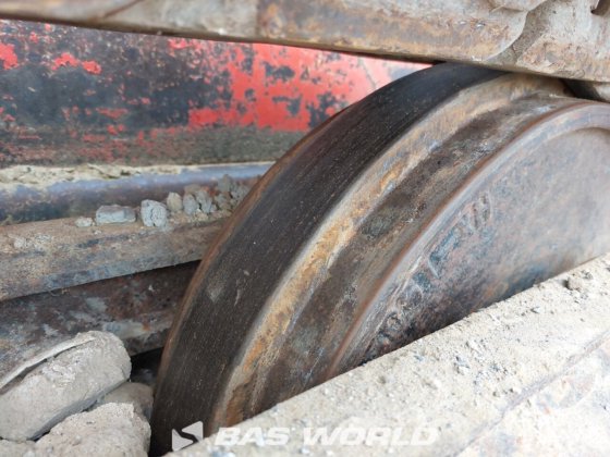 特雷克斯·芬莱 883 破碎机