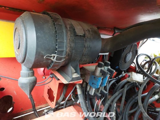 特雷克斯·芬莱 883 破碎机