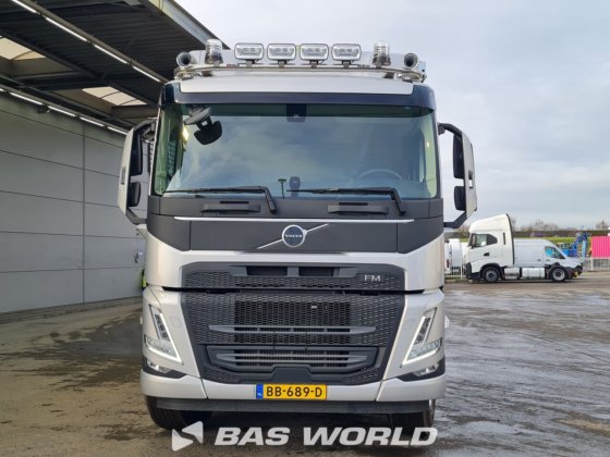 ボルボ FM 460 8X2 コンクリートポンプ